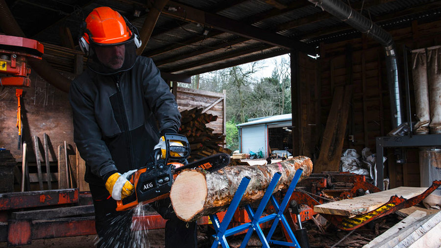 tronçonneuse sans fil ACS18B30 AEG tronçonneuse sans fil ACS18B30 AEG